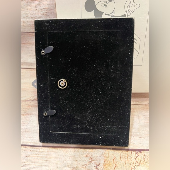 NIB Disney 100 Years  of Magic Pewter 4x6" Frame with a special Pin - Picture 6 of 7